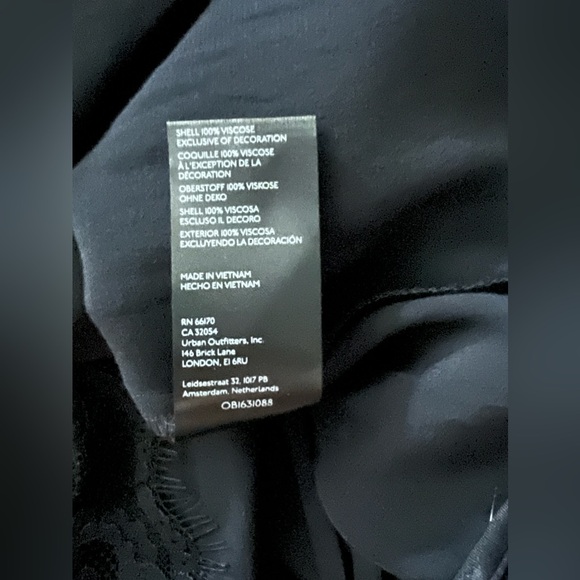 NWT Anthropologie Lace Trimmed Wrap Dress, Size Small - Picture 7 of 10